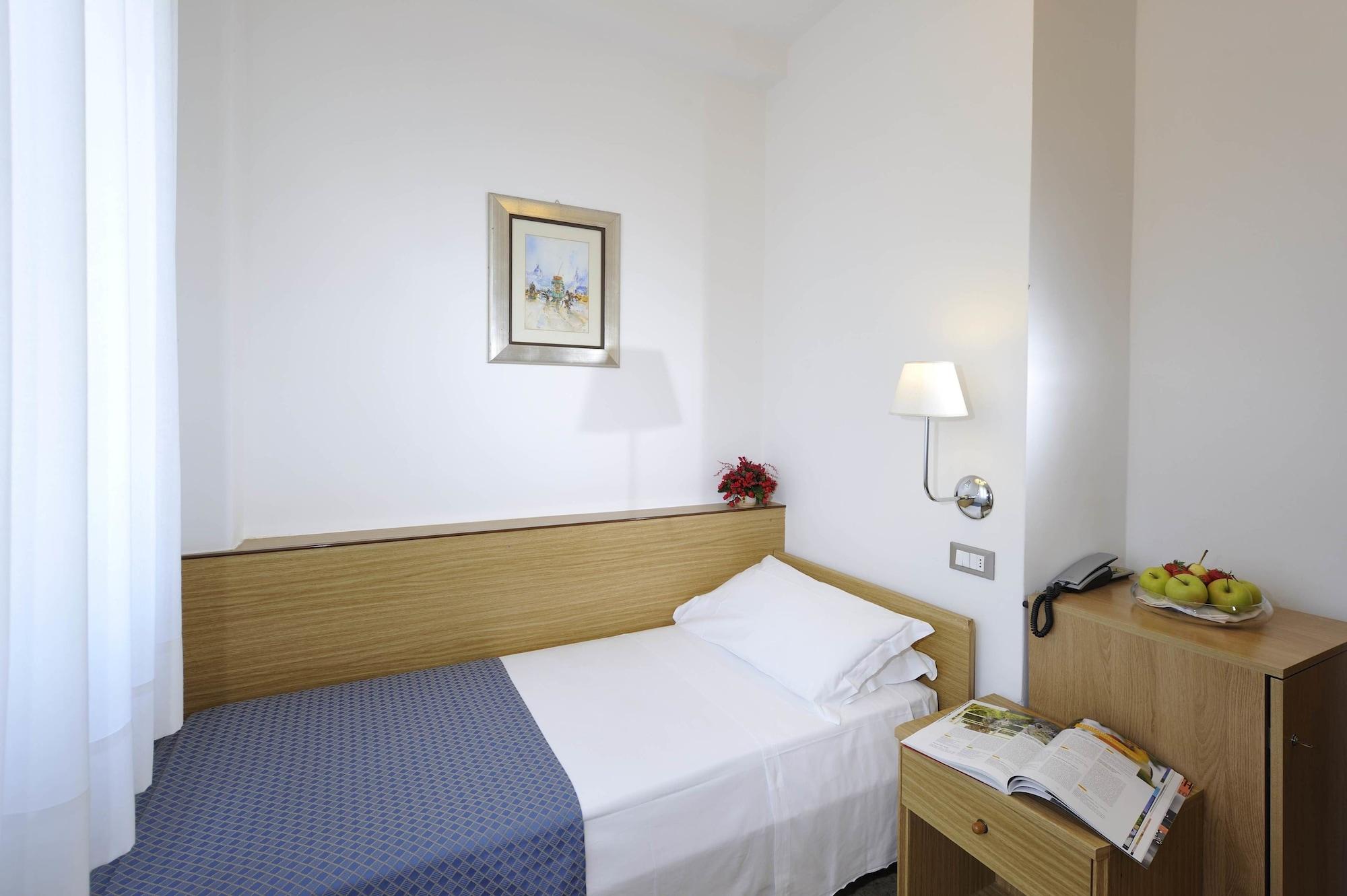 Hotel Palace Bibione Exterior photo